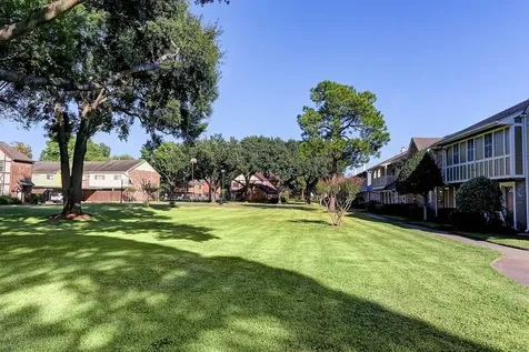 10458 Hammerly Boulevard 66 Houston TX 77043