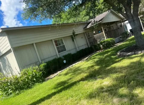 3007 Railwood Street Baytown TX 77521