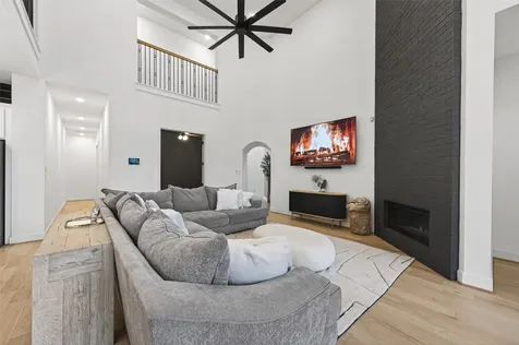 9011 Delta Place Court Missouri City TX 77459