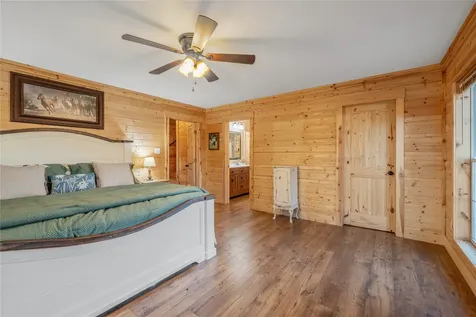 6751 - B Cr 4710 Larue TX 75770