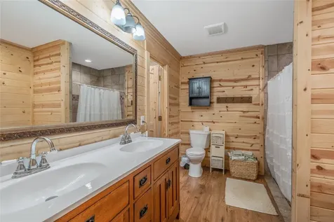 6751 - B Cr 4710 Larue TX 75770