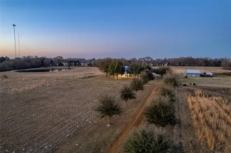 6751 - B Cr 4710 Larue TX 75770