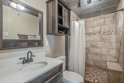 6751 - B Cr 4710 Larue TX 75770