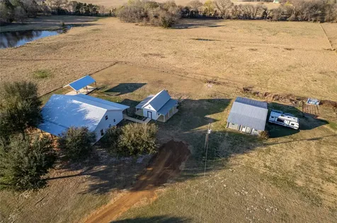 6751 - B Cr 4710 Larue TX 75770
