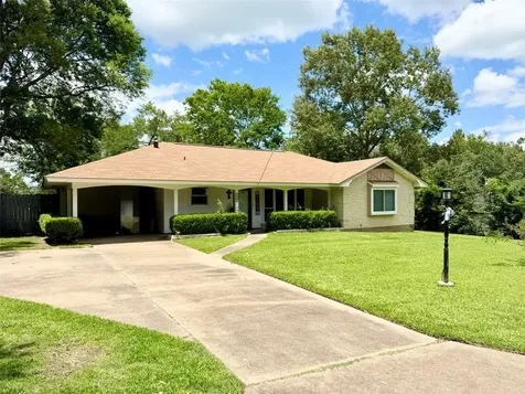 208 Robinhood Circle Crockett TX 75835
