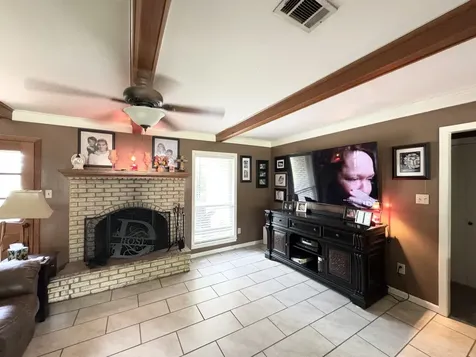 208 Robinhood Circle Crockett TX 75835