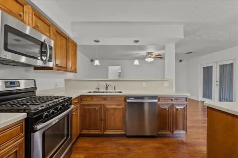 635 Meadowlawn Street La Porte TX 77571