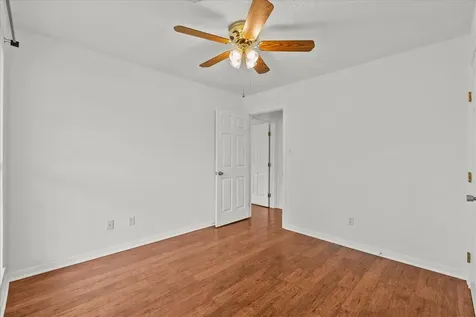 635 Meadowlawn Street La Porte TX 77571