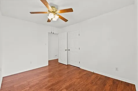 635 Meadowlawn Street La Porte TX 77571