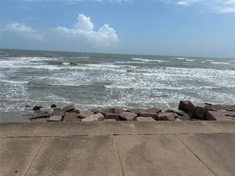 23186 Camino Street Galveston TX 77554