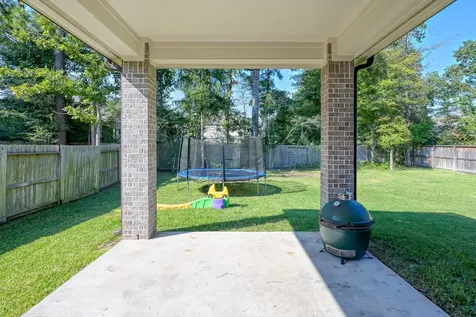 359 Calmato Woods Way Conroe TX 77318