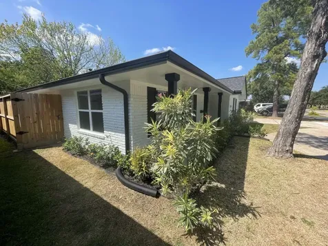 12122 Chimney Rock Road Houston TX 77035
