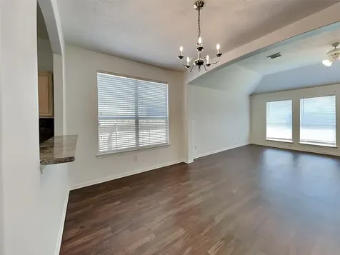 30 Huntington Bend Drive Manvel TX 77578