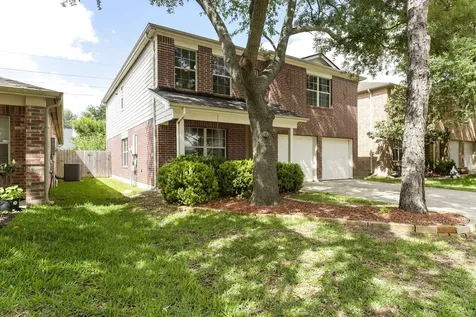 17526 Hoover Gardens Drive Houston TX 77095