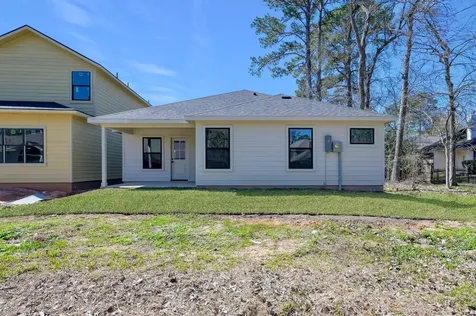 106 Harbor Court Drive Conroe TX 77356