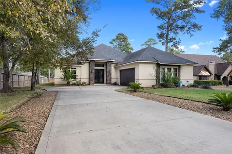 12122 Hawthorne Drive Montgomery TX 77356