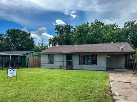 7810 Darnay Drive Houston TX 77033