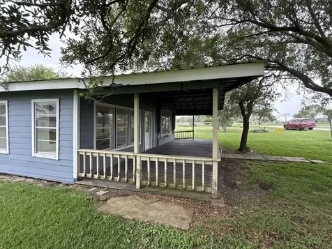 5589 County Road 469 Brazoria TX 77422