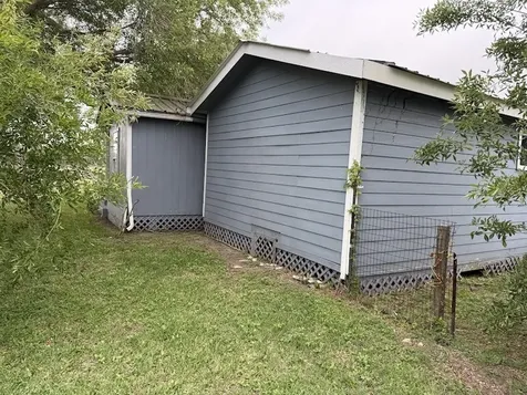 5589 County Road 469 Brazoria TX 77422