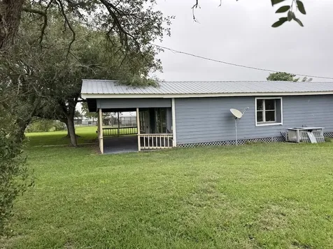 5589 County Road 469 Brazoria TX 77422