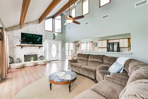 12822 Santiago Circle Galveston TX 77554