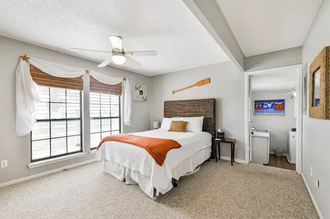 12822 Santiago Circle Galveston TX 77554