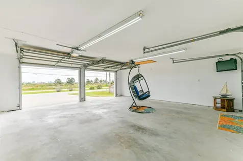 12822 Santiago Circle Galveston TX 77554