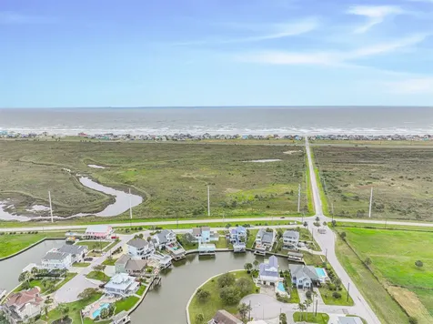 12822 Santiago Circle Galveston TX 77554