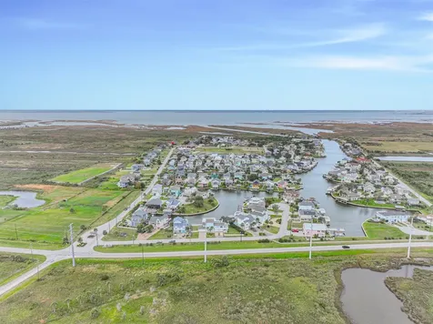 12822 Santiago Circle Galveston TX 77554
