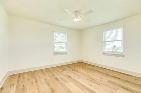 2812 N Sonny Lane Galveston TX 77554