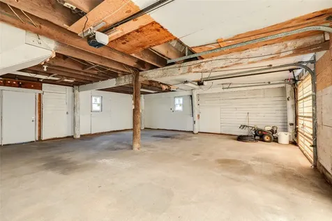 2812 N Sonny Lane Galveston TX 77554