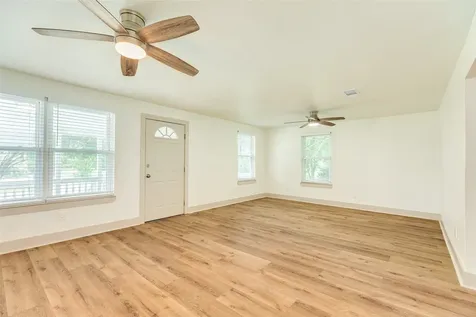 2812 N Sonny Lane Galveston TX 77554