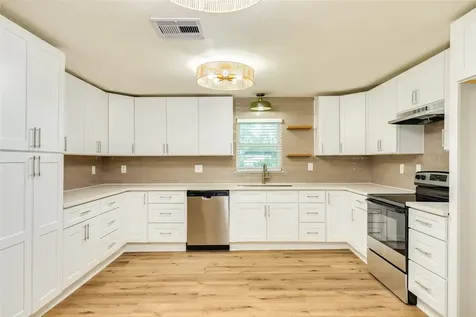 2812 N Sonny Lane Galveston TX 77554