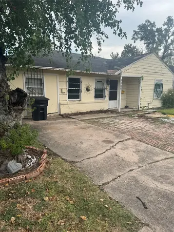 5417 Doulton Drive Houston TX 77033
