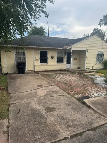 5417 Doulton Drive Houston TX 77033