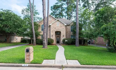 1310 Big Pines Tomball TX 77375