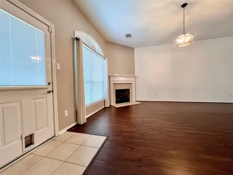 67 N Merryweather Circle Conroe TX 77384