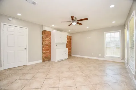 515 Westside Court Pasadena TX 77502