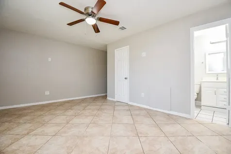 515 Westside Court Pasadena TX 77502