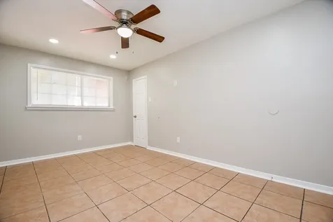 515 Westside Court Pasadena TX 77502