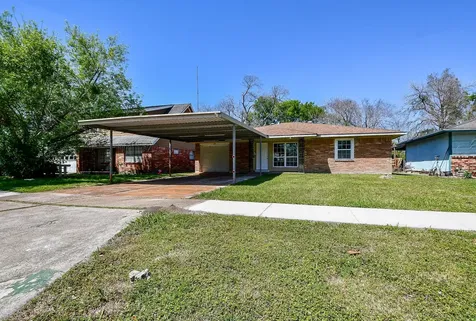 515 Westside Court Pasadena TX 77502
