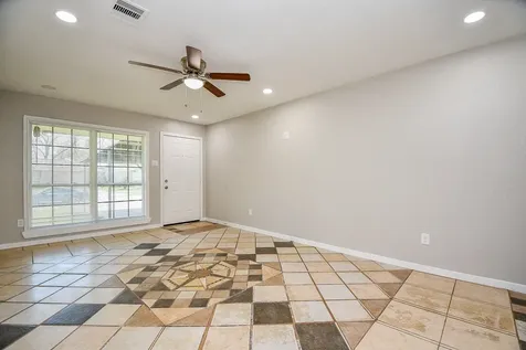 515 Westside Court Pasadena TX 77502