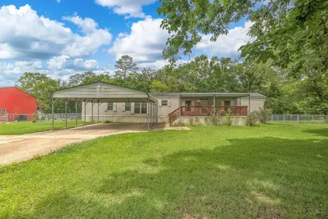 516 County Road 4021 Dayton TX 77535