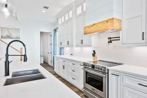 2301 Trinidad Drive Crystal Beach TX 77650