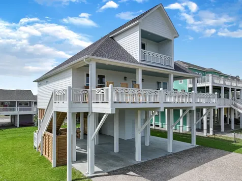 2301 Trinidad Drive Crystal Beach TX 77650