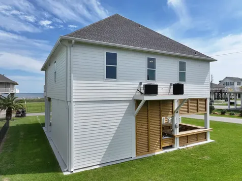 2301 Trinidad Drive Crystal Beach TX 77650