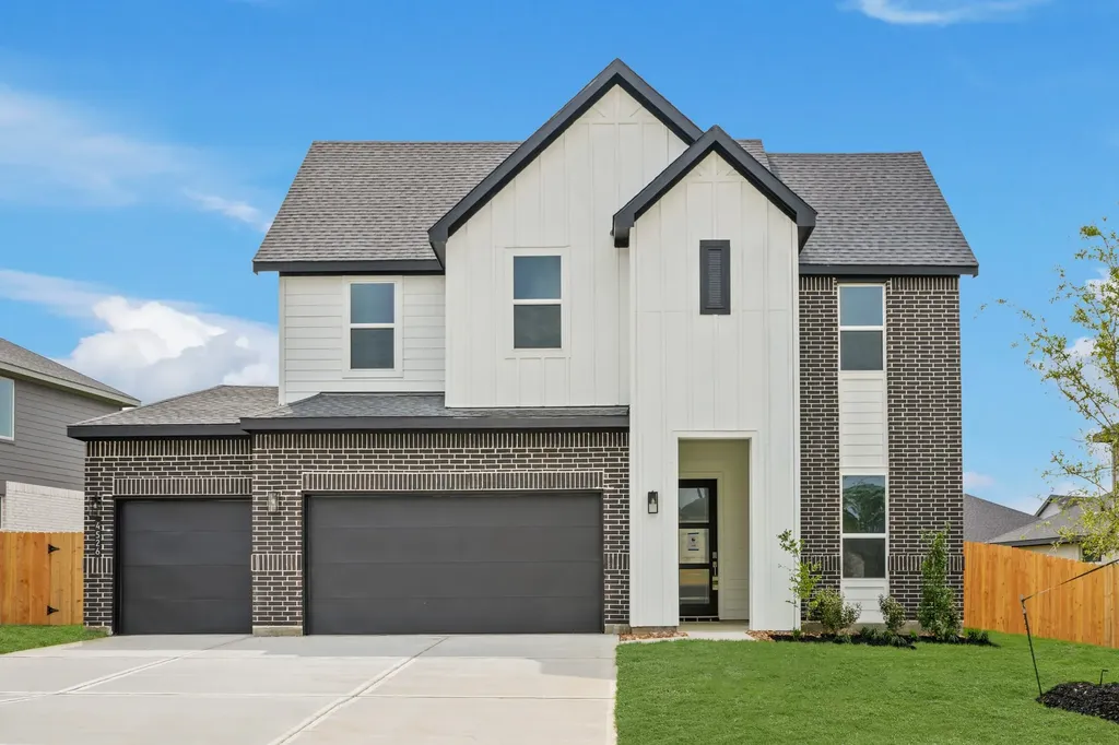 4526 Iguaza Falls Drive Conroe TX 77303