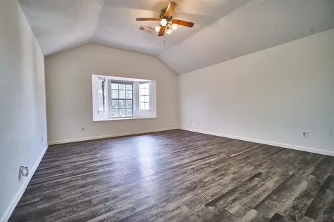 11011 Landsbury Court Houston TX 77099