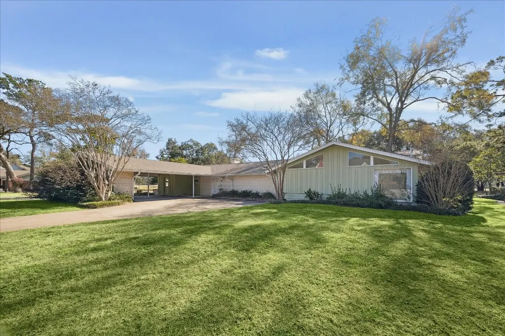 6203 Bermuda Dunes Drive Houston TX 77069
