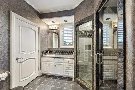 112 Bayou Lane Kemah TX 77565